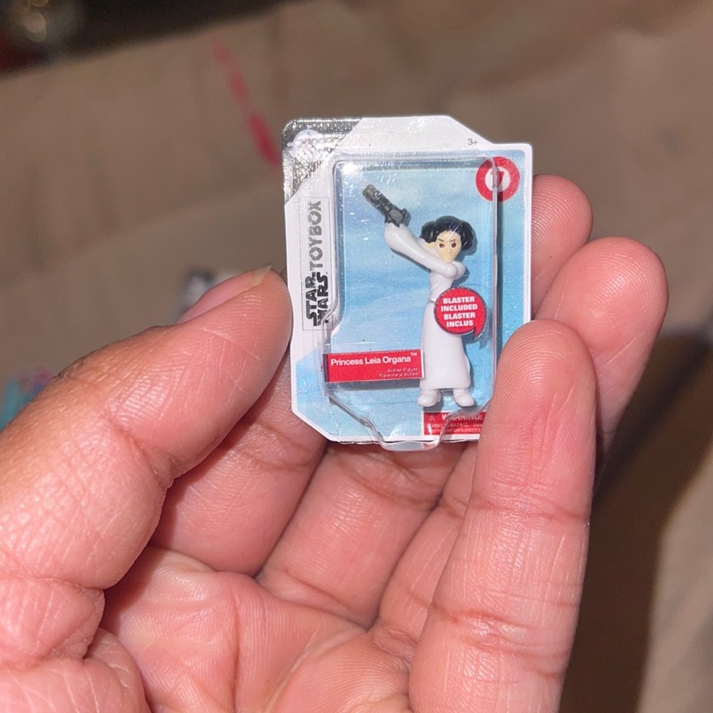 mini brands princess leia action figure